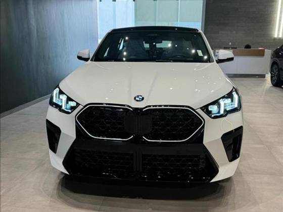 BMW X2 2.0 TURBO GASOLINA XDRIVE20I M SPORT STEPTRONIC BMW X2 2.0 TURBO GASOLINA XDRIVE20I M SPORT STEPTRONIC
